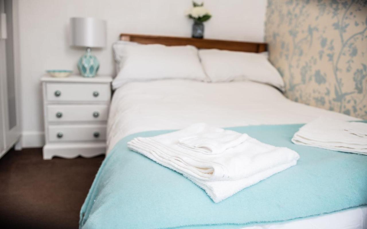 Rose Apartment 2-Bed Town Centre Apartment In Ayr Buitenkant foto